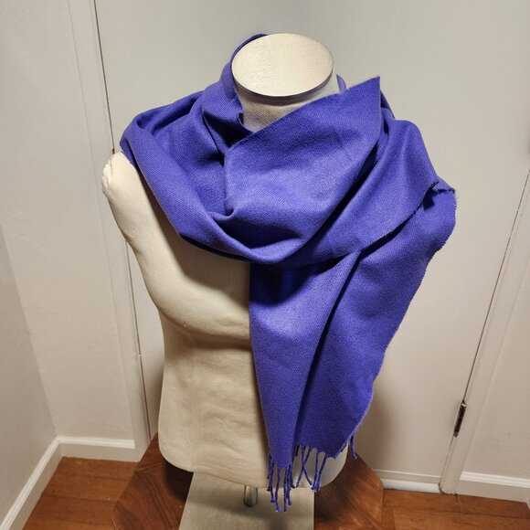 Violet 100% Cashmere Scarf - Picture 5 of 7